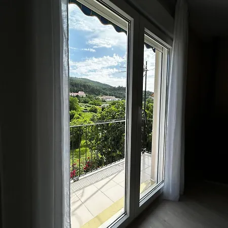 Casa Aliseda Apartment